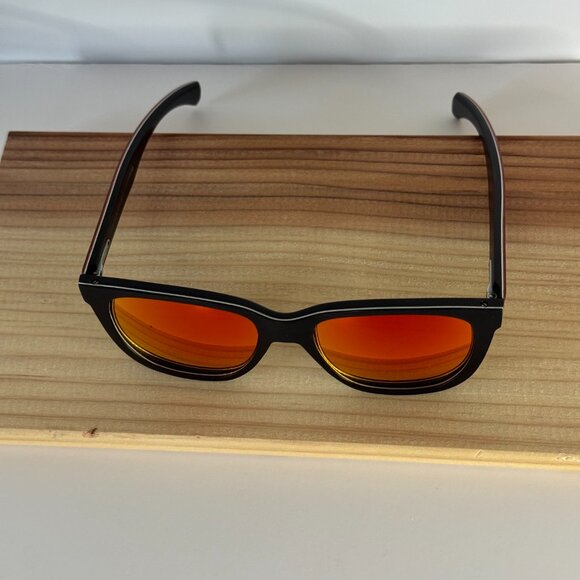 Gold & Wood - Sunglasses Toliman 01 - Picture 4 of 11